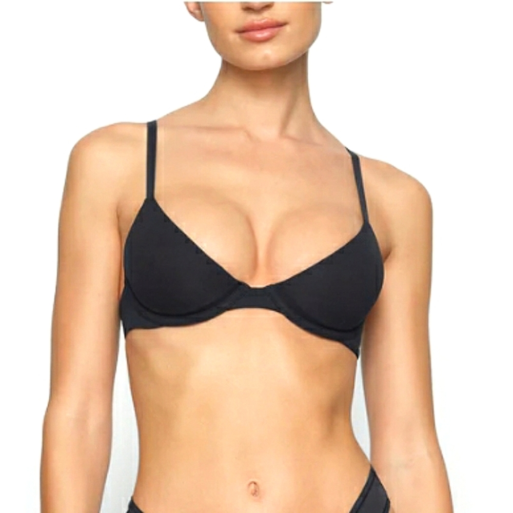 🌱 Skims Fits Everybody Plunge Bra Onyx 32DD